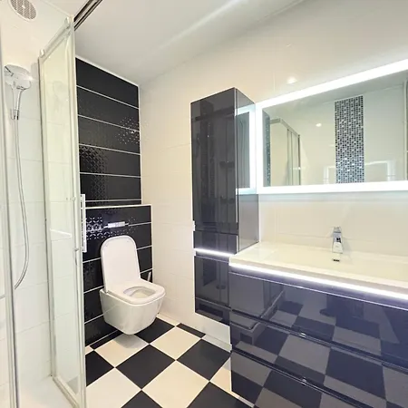 Duplex Atypique Avec 5 Privees Homestay Beauvais