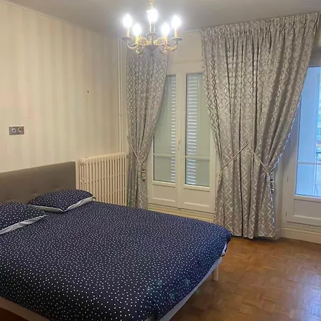 Δωμάτια σε οικογενειακή κατοικία Duplex Atypique Avec 5 Privees