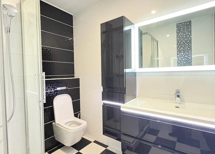 Duplex Atypique Avec 5 Privees Homestay Beauvais