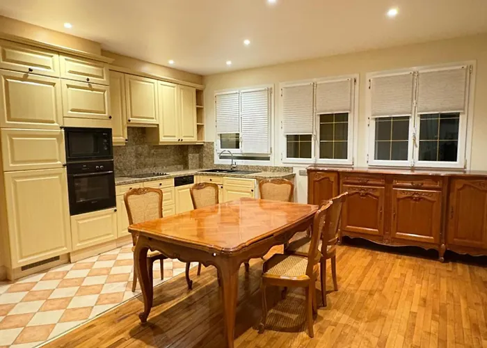 Duplex Atypique Avec 5 Privees * Beauvais